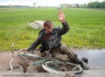 /album/srandovni-fotky-z-akci/funny-drunk-on-a-bike-jpg/